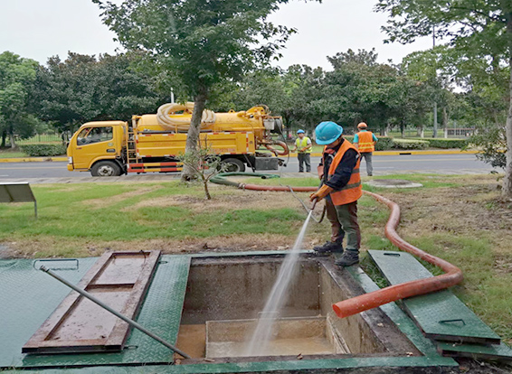 稻城化油池清理